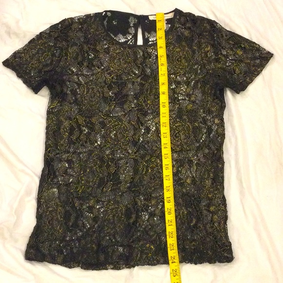 BCBGeneration Black and Gold Sheer Floral Lace Top Size XXS New Without Tags - Picture 5 of 8